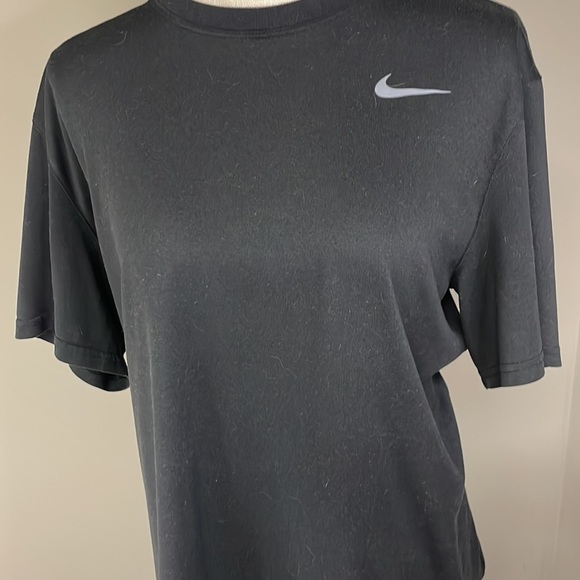 Men’s Nike Dri fit short sleeve black top - Picture 2 of 7